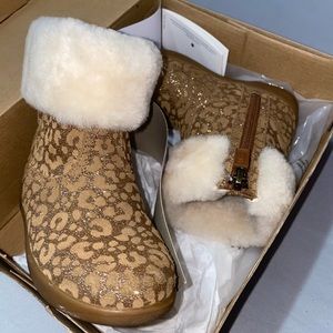 Brown Ugg’s
